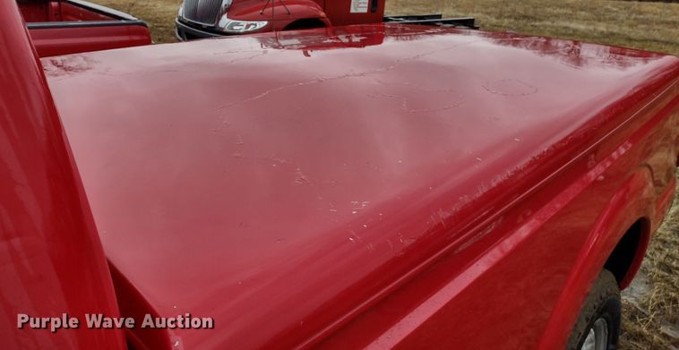 image for item MD9329 2011 Ford F250 Super Duty XL  pickup truck