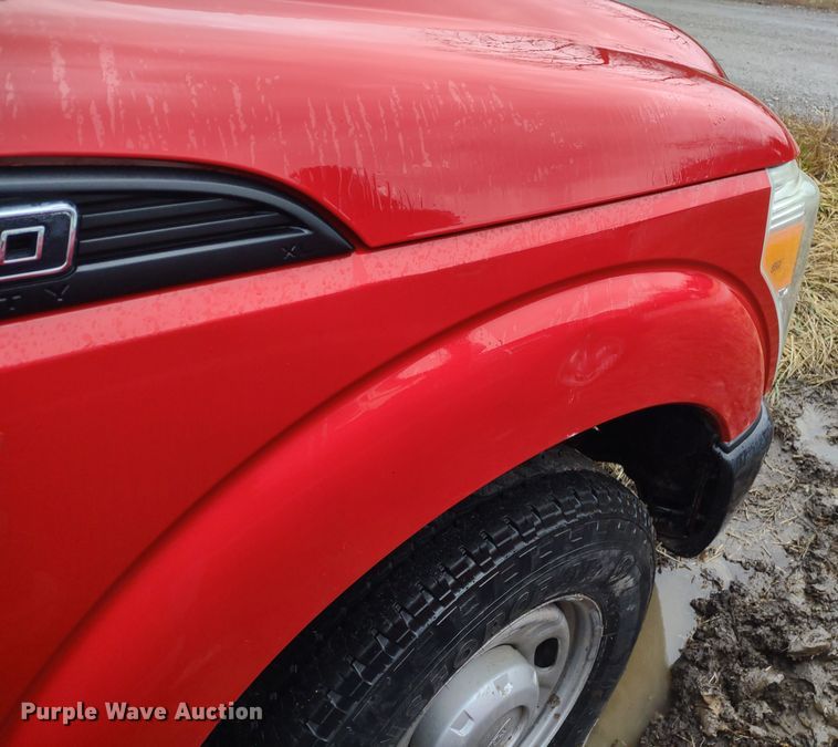 image for item MD9329 2011 Ford F250 Super Duty XL  pickup truck