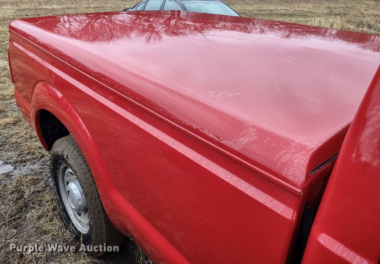 image for item MD9329 2011 Ford F250 Super Duty XL  pickup truck