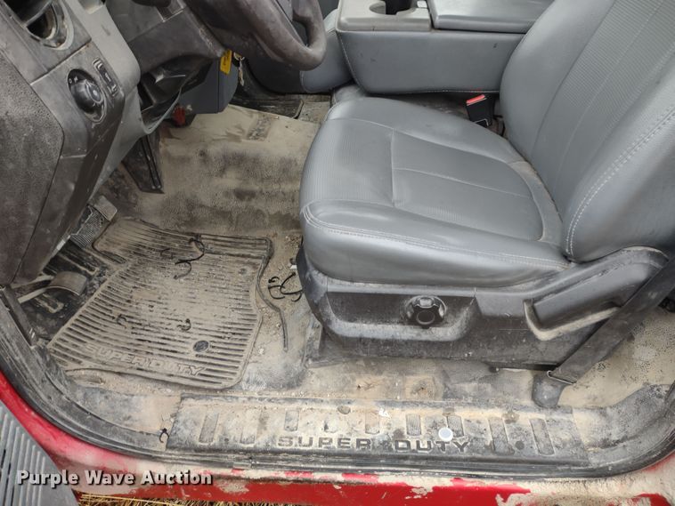 image for item MD9329 2011 Ford F250 Super Duty XL  pickup truck