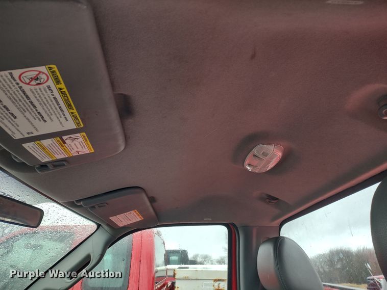 image for item MD9329 2011 Ford F250 Super Duty XL  pickup truck