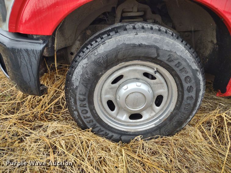 image for item MD9329 2011 Ford F250 Super Duty XL  pickup truck