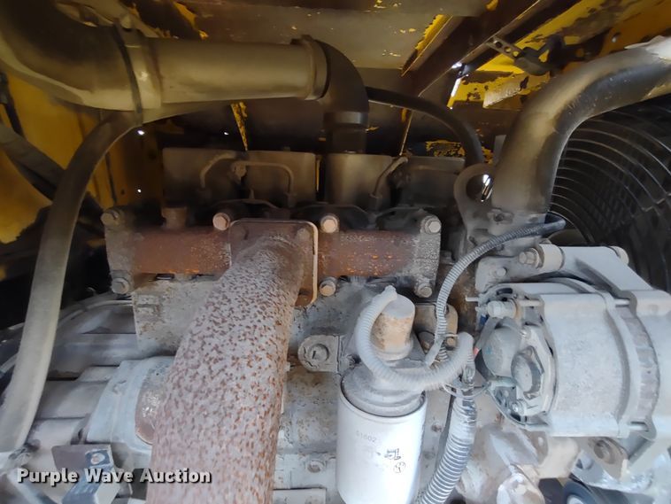 image for item MD9330 2005 Superior DT80C  broom