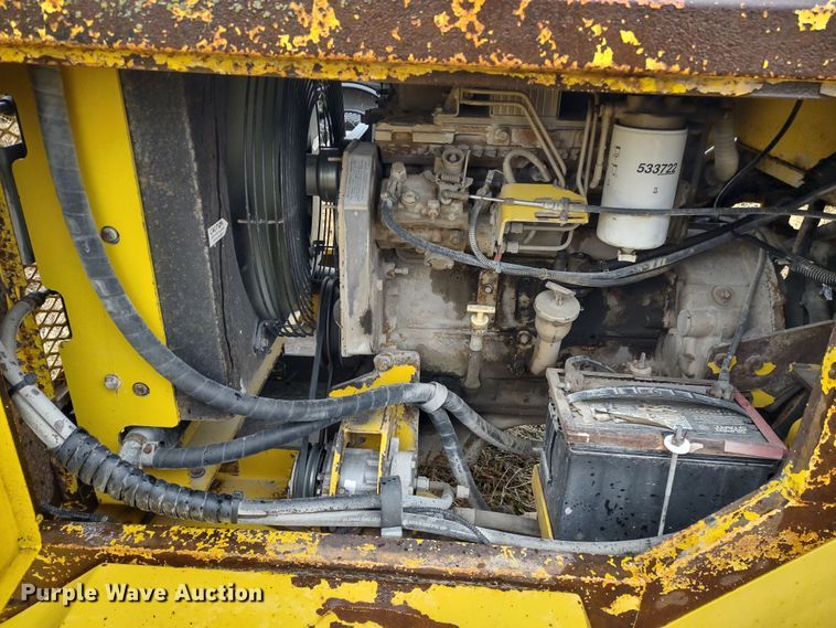 image for item MD9330 2005 Superior DT80C  broom