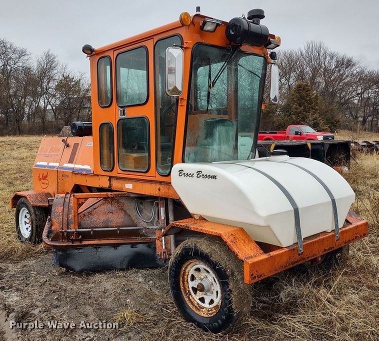 image for item MD9331 2012 Broce KR350  broom