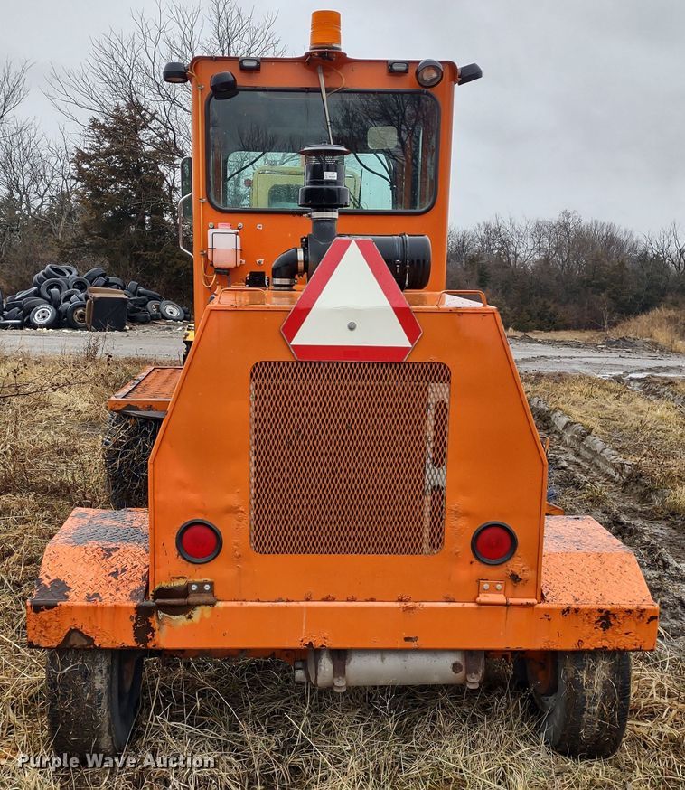 image for item MD9331 2012 Broce KR350  broom