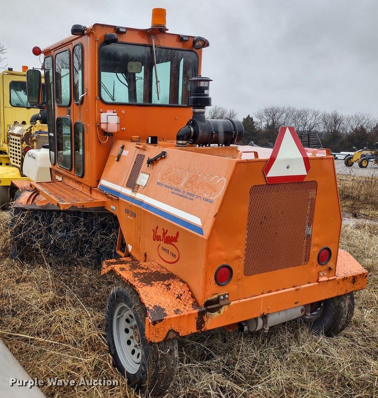 image for item MD9331 2012 Broce KR350  broom