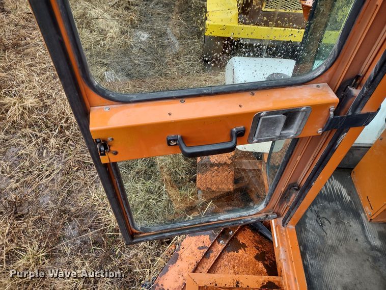 image for item MD9331 2012 Broce KR350  broom