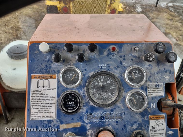 image for item MD9331 2012 Broce KR350  broom