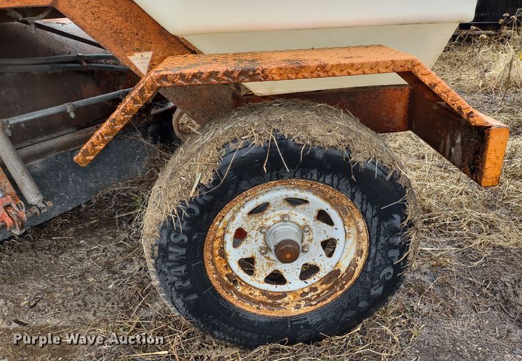 image for item MD9331 2012 Broce KR350  broom