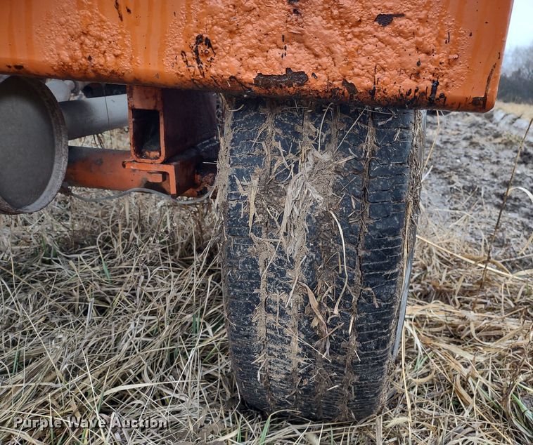 image for item MD9331 2012 Broce KR350  broom