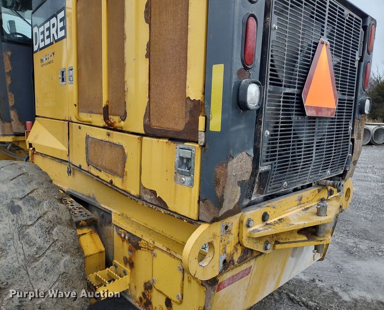 image for item MD9332 2013 John Deere 770G  motor grader