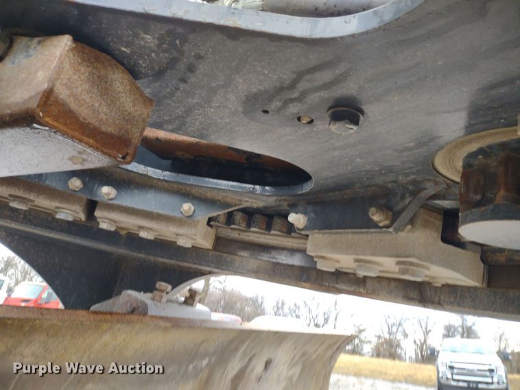 image for item MD9332 2013 John Deere 770G  motor grader