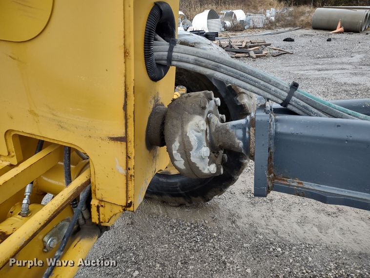 image for item MD9332 2013 John Deere 770G  motor grader