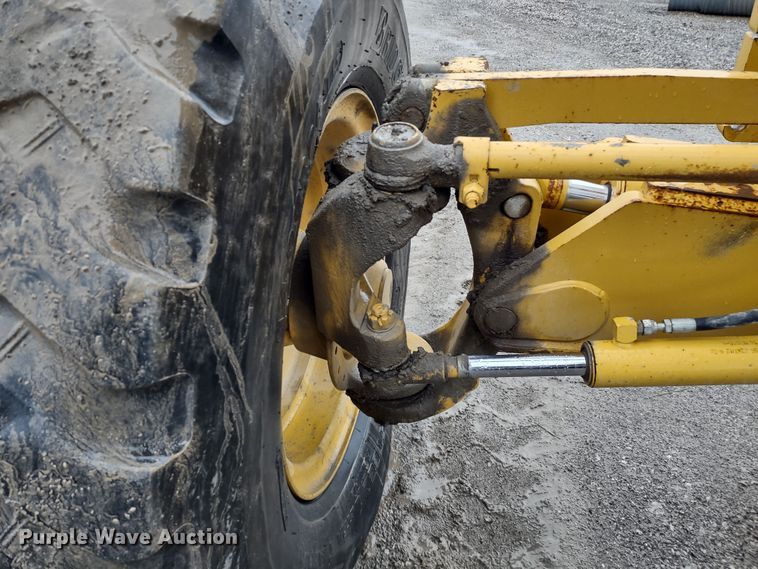 image for item MD9332 2013 John Deere 770G  motor grader