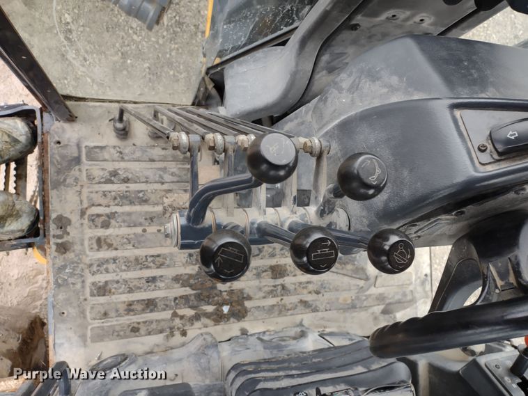 image for item MD9332 2013 John Deere 770G  motor grader