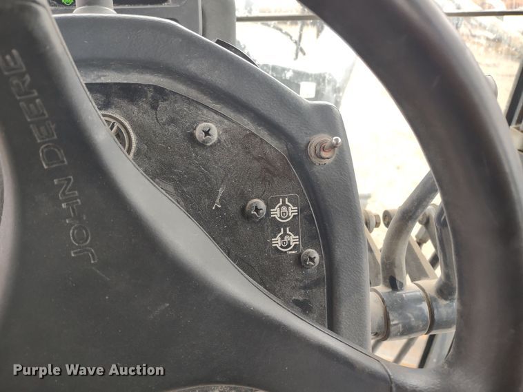 image for item MD9332 2013 John Deere 770G  motor grader