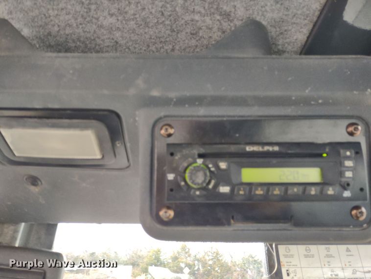 image for item MD9332 2013 John Deere 770G  motor grader