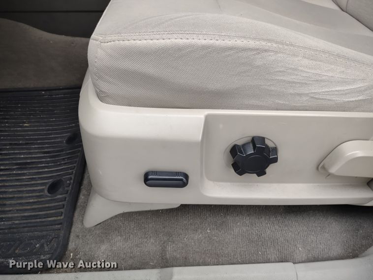 image for item MD9333 2013 Ford Expedition  SUV