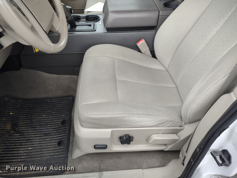 image for item MD9333 2013 Ford Expedition  SUV