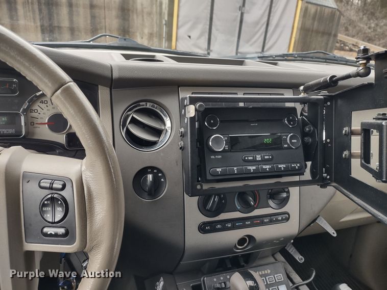 image for item MD9333 2013 Ford Expedition  SUV