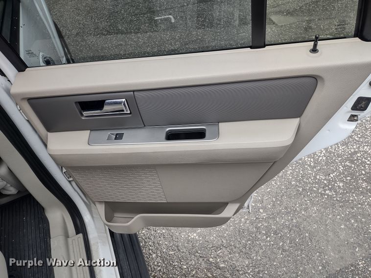 image for item MD9333 2013 Ford Expedition  SUV