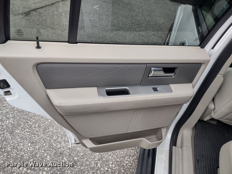 image for item MD9333 2013 Ford Expedition  SUV