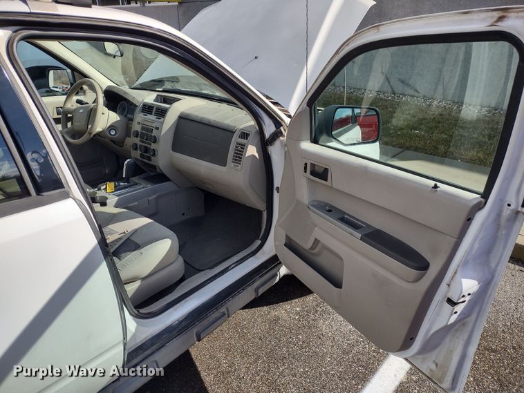 image for item MD9334 2008 Ford Escape Hybrid  SUV