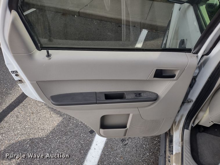 image for item MD9334 2008 Ford Escape Hybrid  SUV