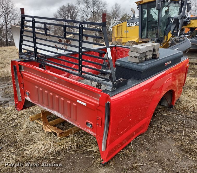 image for item MD9335 Ford F250 Super Duty  pickup truck bed