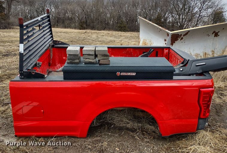 image for item MD9335 Ford F250 Super Duty  pickup truck bed