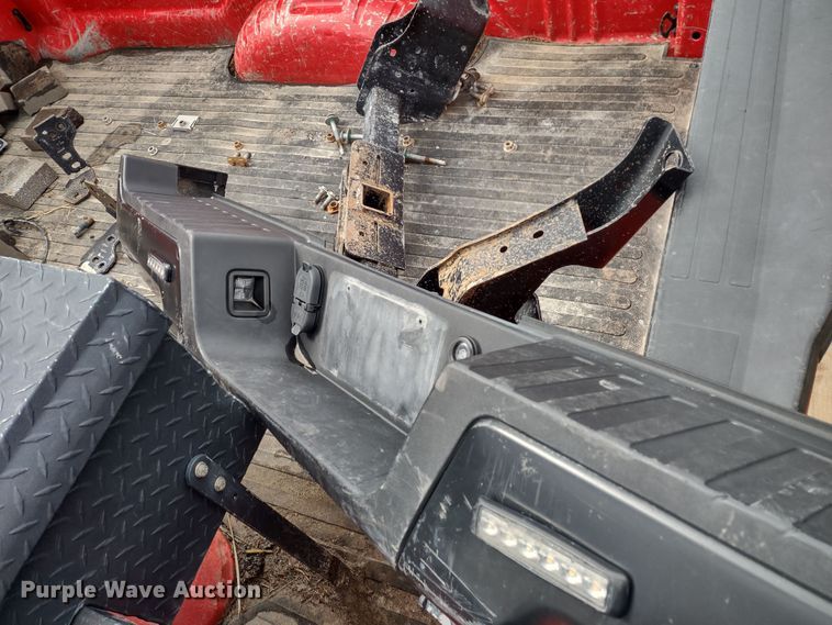 image for item MD9335 Ford F250 Super Duty  pickup truck bed