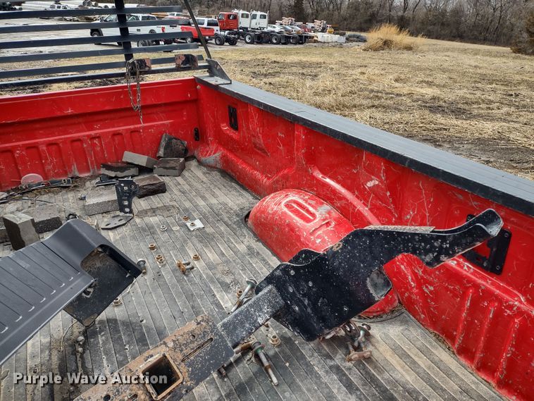 image for item MD9335 Ford F250 Super Duty  pickup truck bed