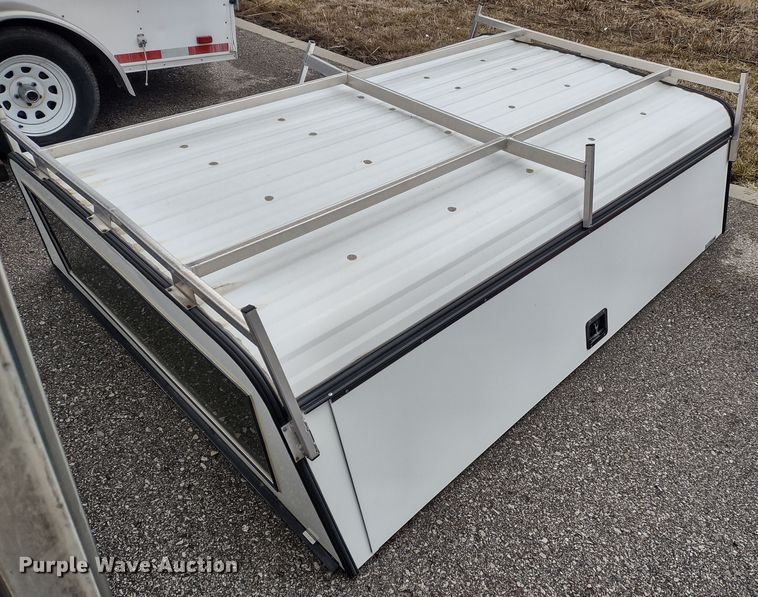 image for item MD9336 Unicover  utility topper