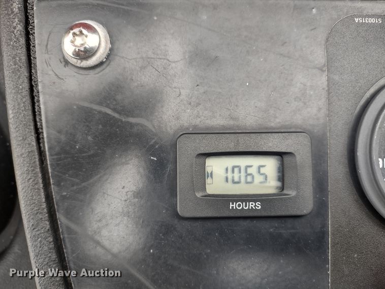 image for item MD9338 2014 Ferris IS5100Z  ZTR lawn mower