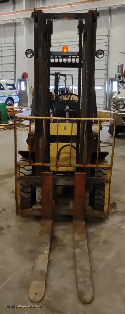 image for item MD9339 1989 Hyster H60XL  forklift