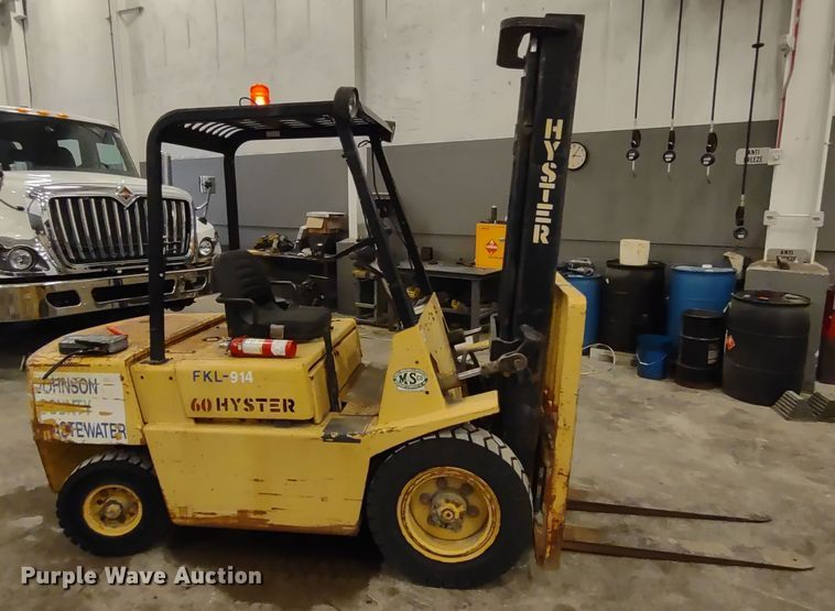 image for item MD9339 1989 Hyster H60XL  forklift