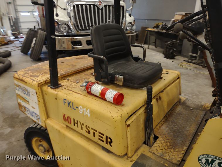 image for item MD9339 1989 Hyster H60XL  forklift