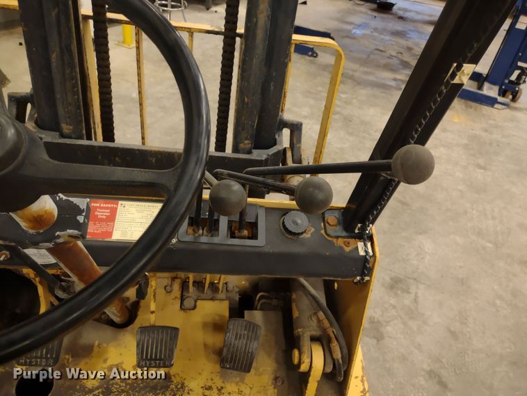 image for item MD9339 1989 Hyster H60XL  forklift