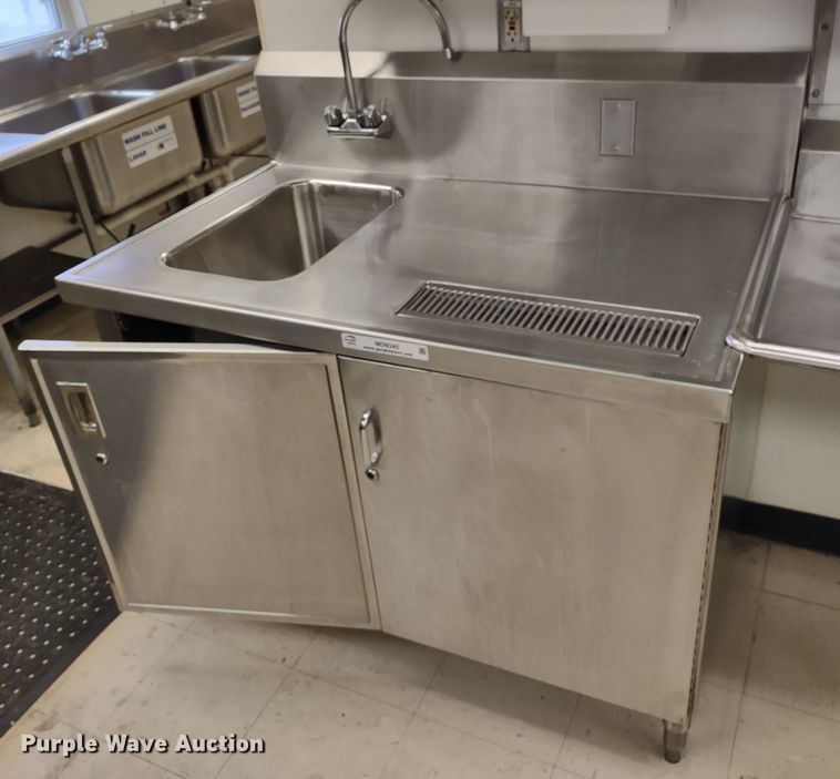 image for item MD9345 Stainless steel cabinet