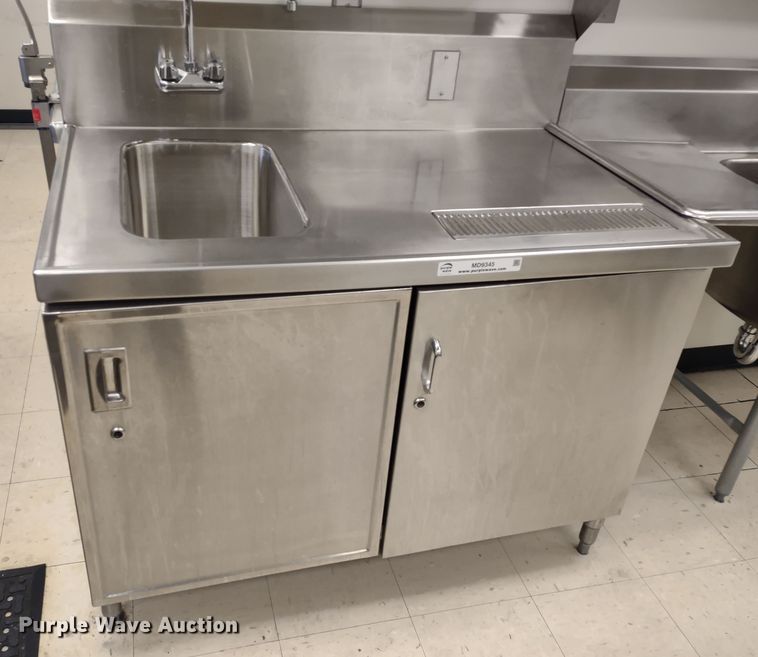 image for item MD9345 Stainless steel cabinet