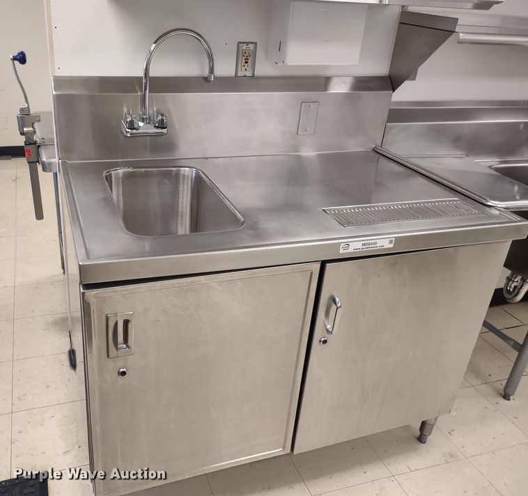 image for item MD9345 Stainless steel cabinet