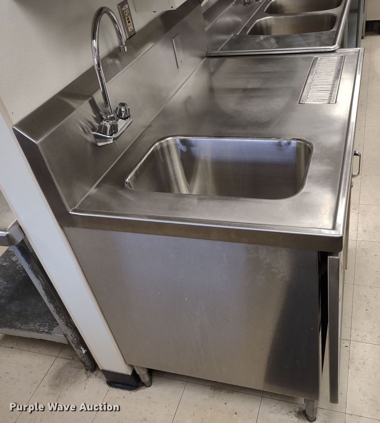 image for item MD9345 Stainless steel cabinet