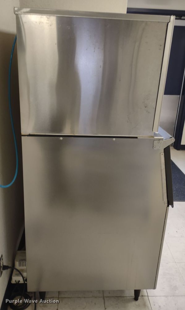 image for item MD9350 Hoshizaki KML-325MAJ  ice maker