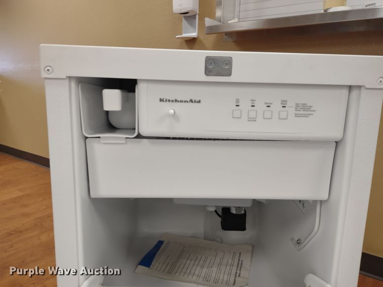image for item MD9352 Kitchenaid KUIS18NNXW  ice maker