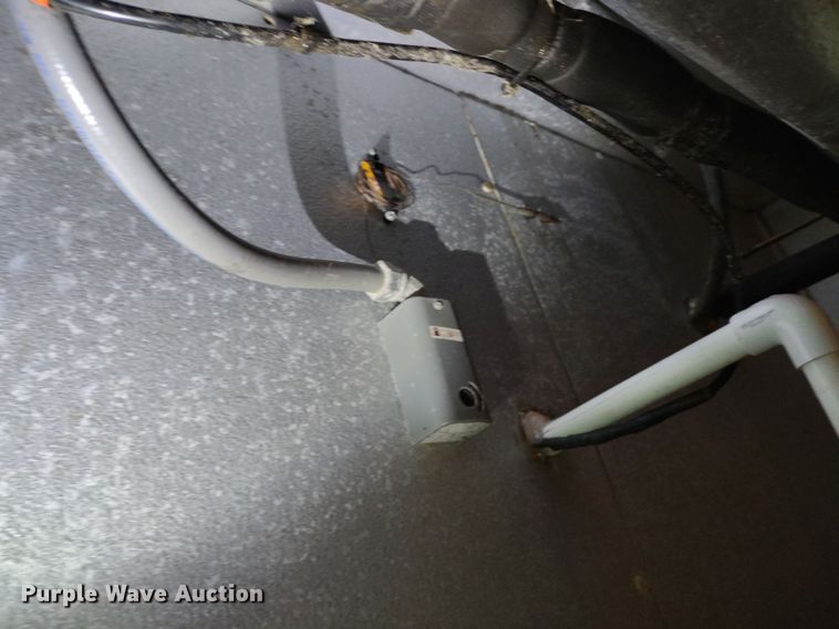 image for item MD9358 Snowman  walk-in cooler/freezer