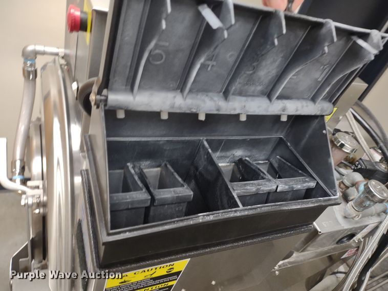 image for item MD9361 Unimac UW35PVQU50001  washing machine