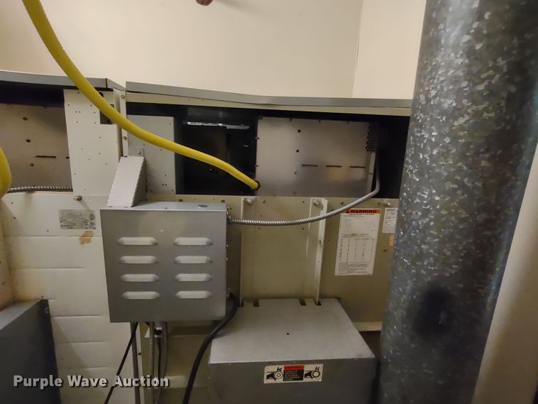 image for item MD9363 Unimac DTB75CG  dryer