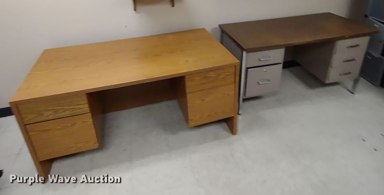 image for item MD9364 (6) desks