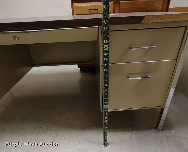 image for item MD9364 (6) desks